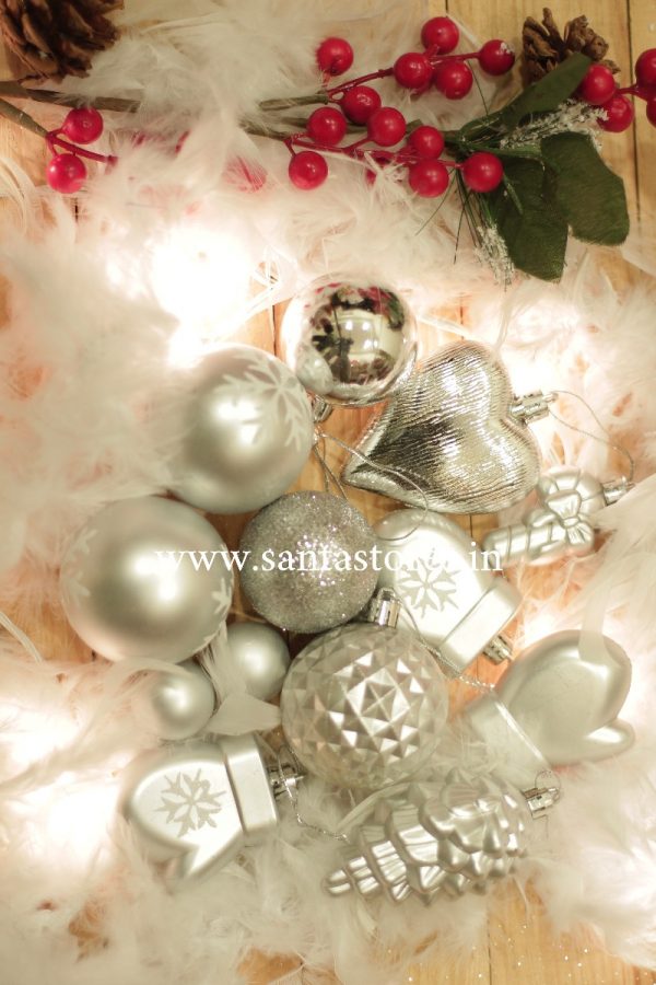 Assorted Silver Christmas Tree Ornaments for Elegant Christmas Tree Decoration